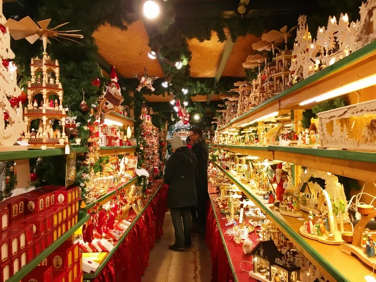 Altstadt Adventsmarkt in Mülheim 2024